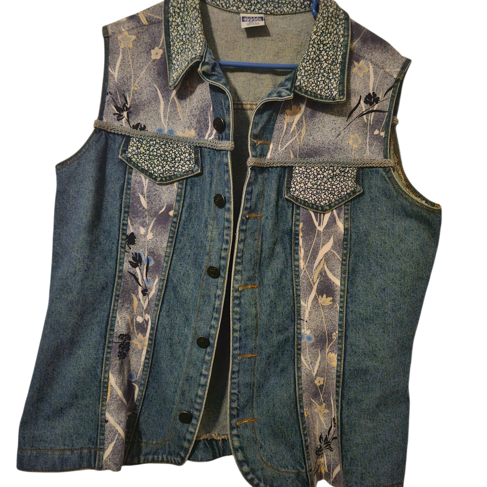 Floral Embroidered Denim Vest